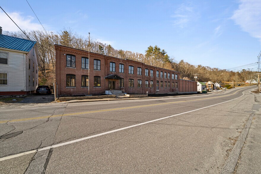 More Photos Of 174 N Main St, Franklin Light Manufacturing For Sale
