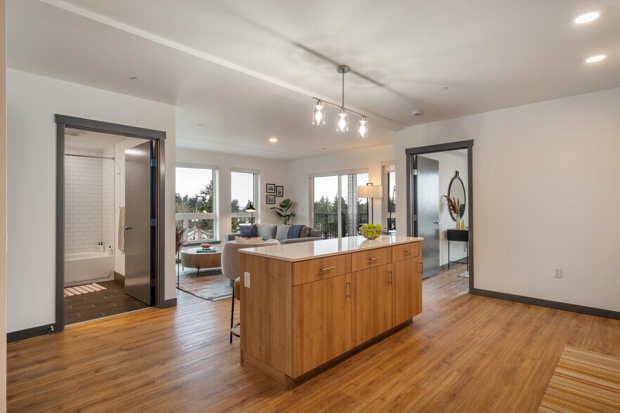 More Photos Of 1505 SW 107th St, Seattle Apartments For Lease