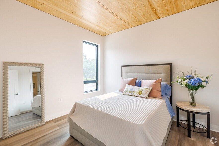 More Photos Of 4 W North Ave, Pittsburgh Apartments For Lease