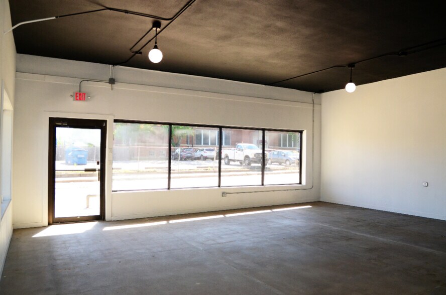More Photos Of 500 S 20th St, Fort Smith Flex For Lease