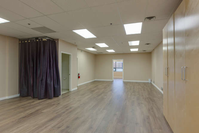 More Photos Of 1515 Broadway St, Port Coquitlam Light Manufacturing For Lease