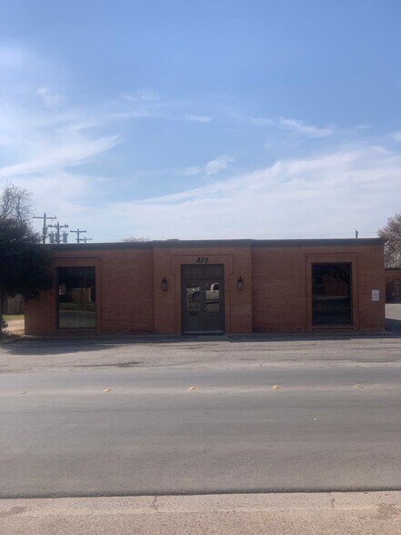 More Photos Of 270 S Leggett Dr, Abilene Office For Sale