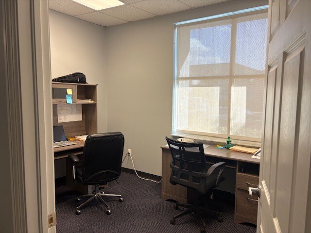 More Photos Of 6150 Diamond Centre Ct, Fort Myers Medical For Lease