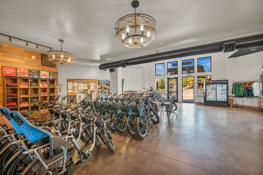 More Photos Of 1101 Zion Park Blvd, Springdale Specialty For Sale