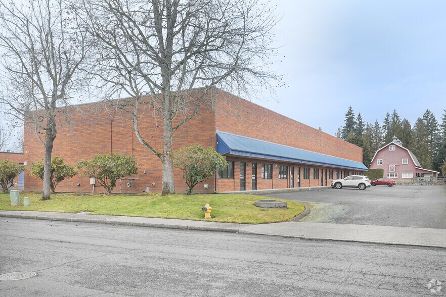 More Photos Of 1006-1108 NE 146th St, Vancouver Warehouse For Lease