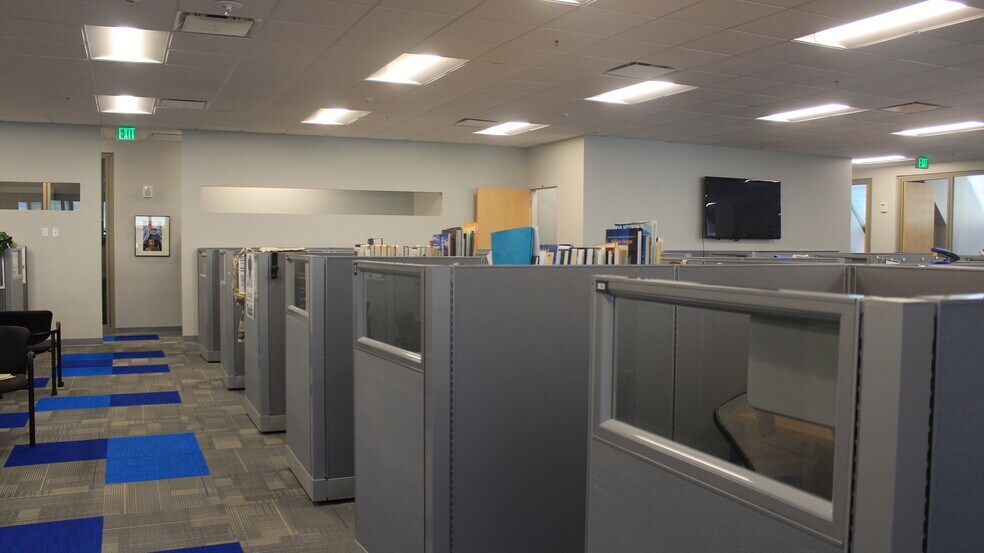 More Photos Of 1 Independent Dr, Jacksonville Office For Sale