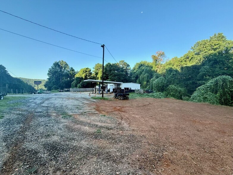 More Photos Of 1640 S Chestatee, Dahlonega Auto Repair For Sale