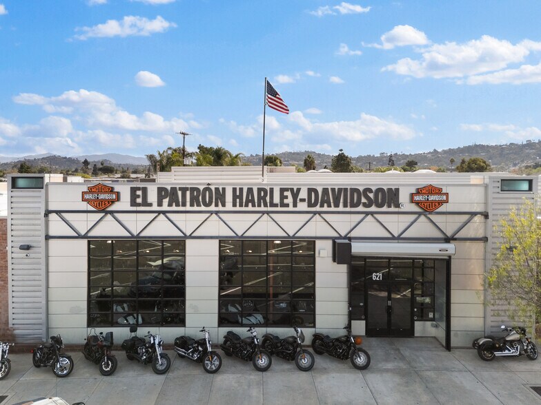 More Photos Of 613-621 El Cajon Blvd, El Cajon Freestanding For Sale