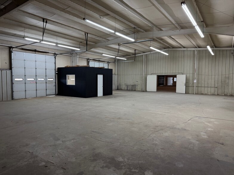 More Photos Of 4857 N NC 16 Business Hwy, Denver Warehouse For Lease