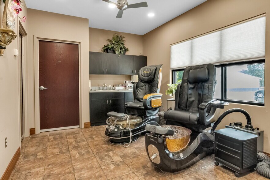 More Photos Of 8180 Wehrle Dr, Buffalo General Retail For Sale