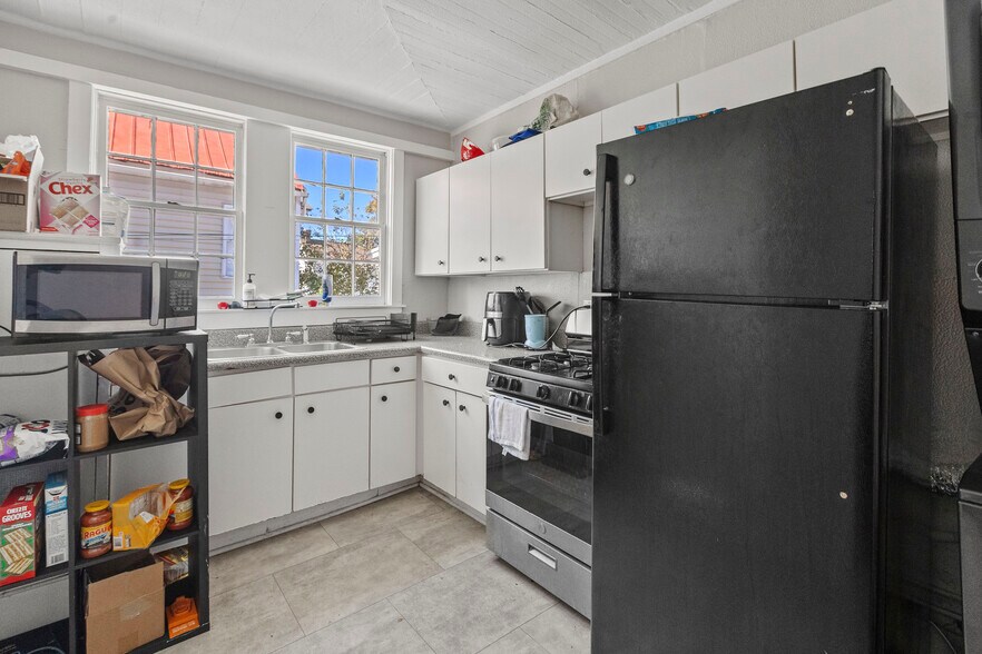 More Photos Of 94 Morris St, Charleston Apartments For Sale