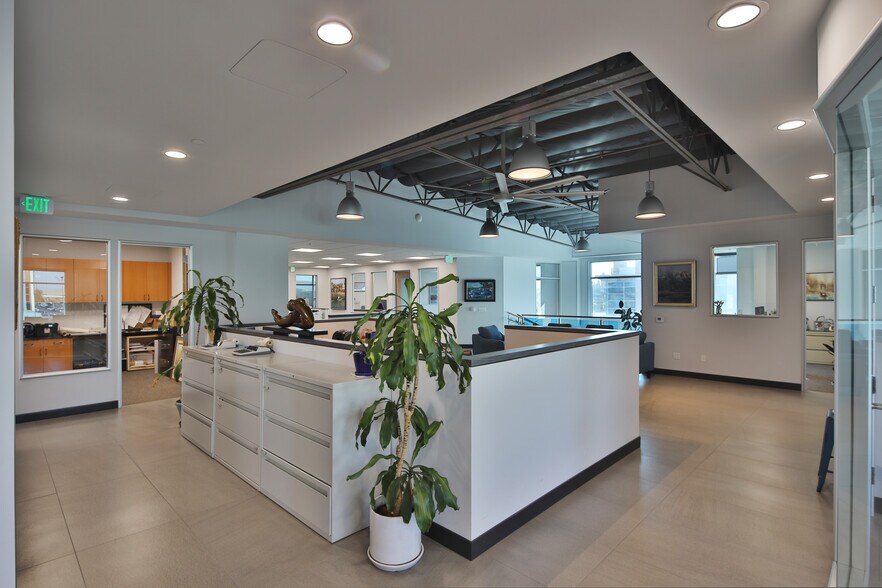 More Photos Of 2239-2245 W 190th St, Torrance Loft Creative Space For Sale