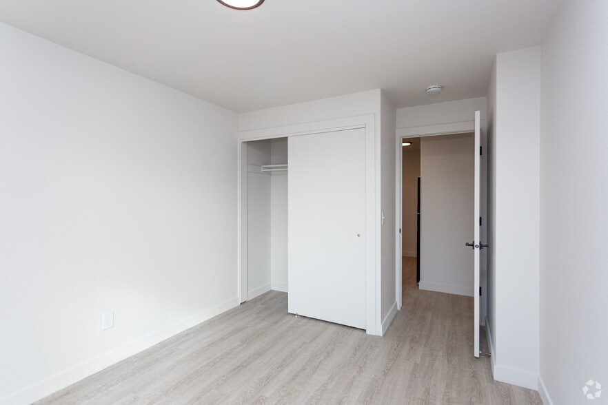 More Photos Of 107 N B St, Salt Lake City Apartments For Sale