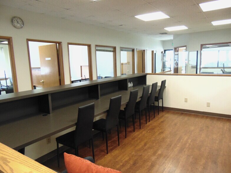 More Photos Of 1051 Mangrove Ave, Chico Office For Lease