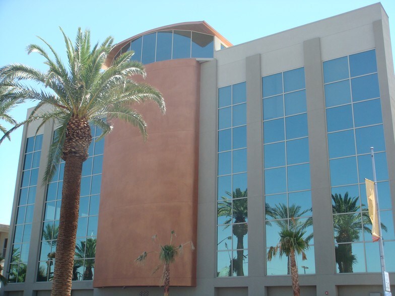 More Photos Of 823 S Las Vegas Blvd, Las Vegas Medical For Sale
