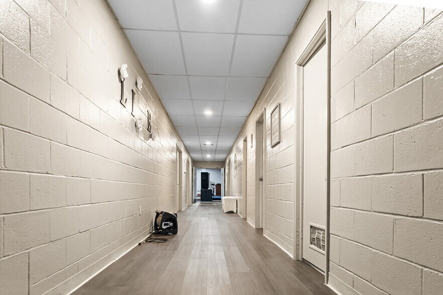 More Photos Of 6001 Buena Vista Rd, Columbus Religious Facility For Sale