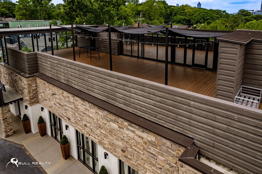 More Photos Of 664 N Highland Ave NE, Atlanta Freestanding For Sale