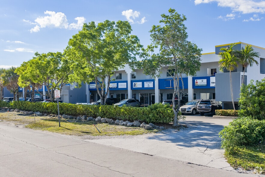 Primary Photo Of 8830-8872 SW 129th Ter, Miami Showroom For Lease