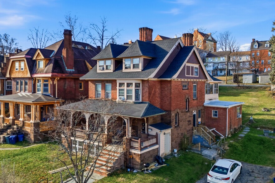 More Photos Of 415 Grand St, Newburgh Apartments For Sale