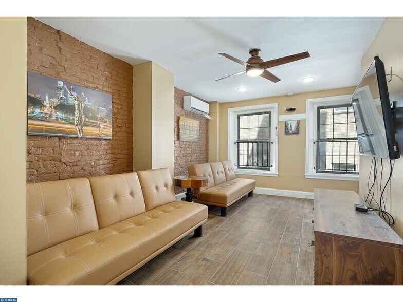 More Photos Of 4 S Strawberry St, Philadelphia Apartments For Sale