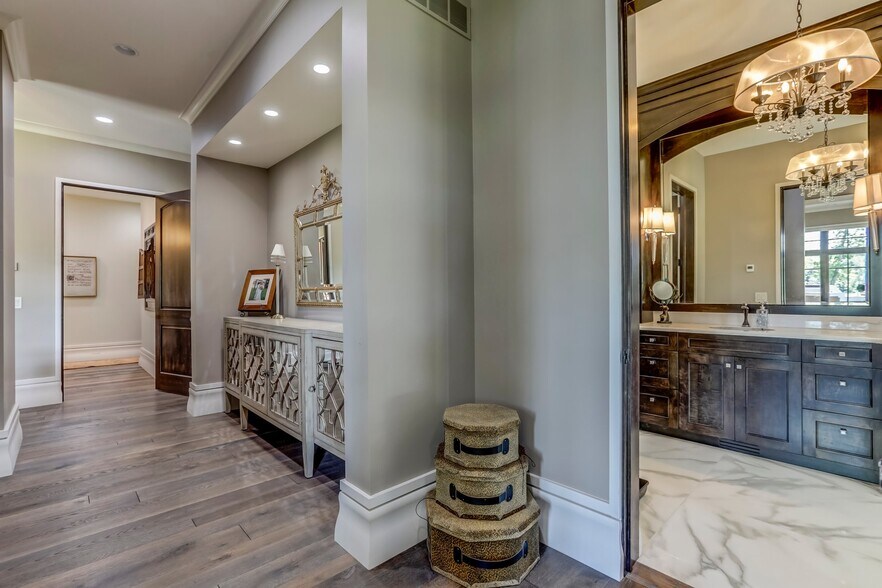 More Photos Of 1286 Gray Fox Ct, Howell Flex For Sale