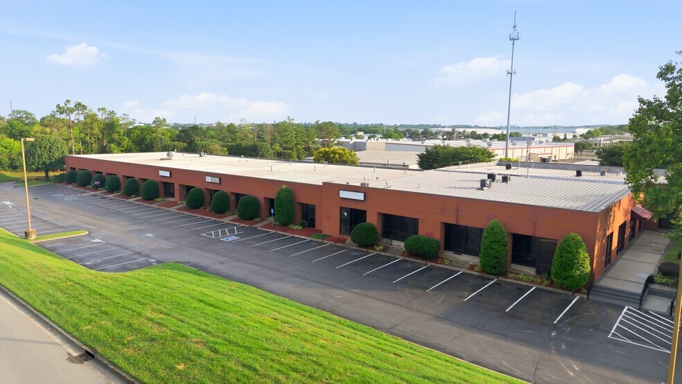 More Photos Of 104-176 Cude Ln, Madison Medical For Lease