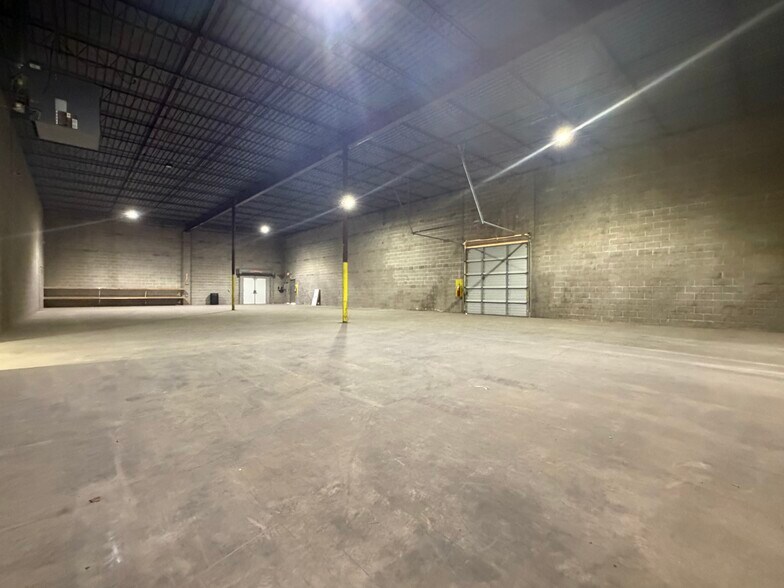 More Photos Of 329 S Blackwelder Ave, Oklahoma City Warehouse For Lease