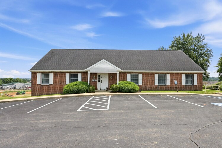 More Photos Of 1284 Gap Newport Pike, Avondale Medical For Sale