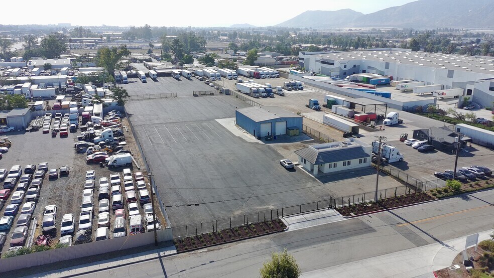 Primary Photo Of 10157-10167 Live Oak Ave, Fontana Land For Lease