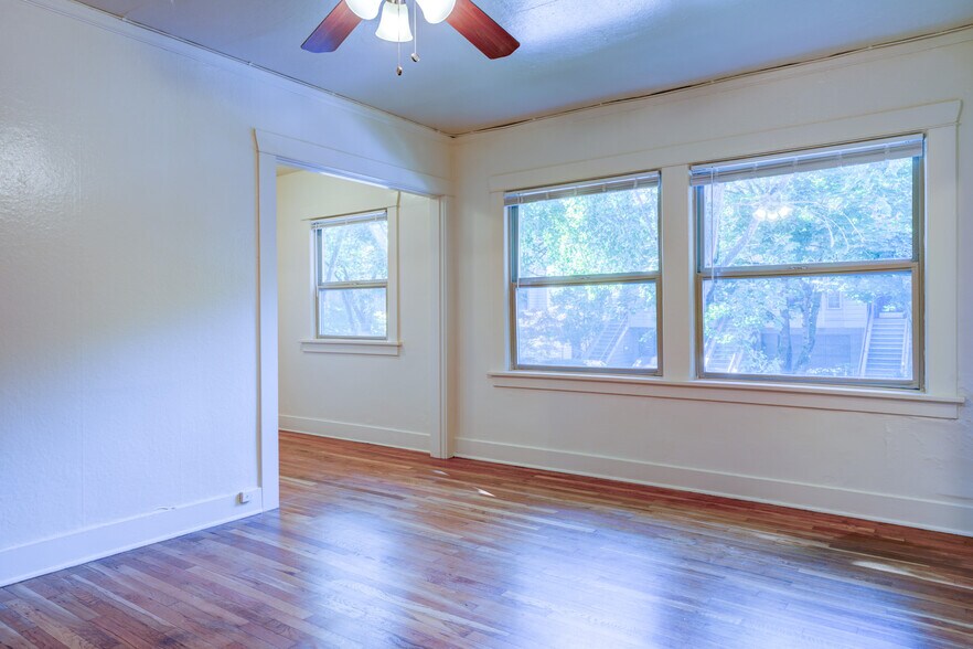 More Photos Of 2737 NW Upshur St, Portland Apartments For Sale