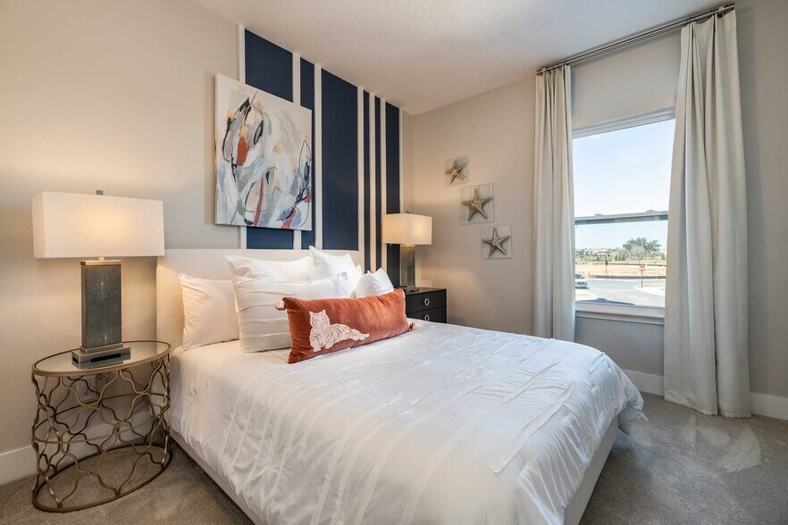 More Photos Of , Reunion Multifamily For Sale