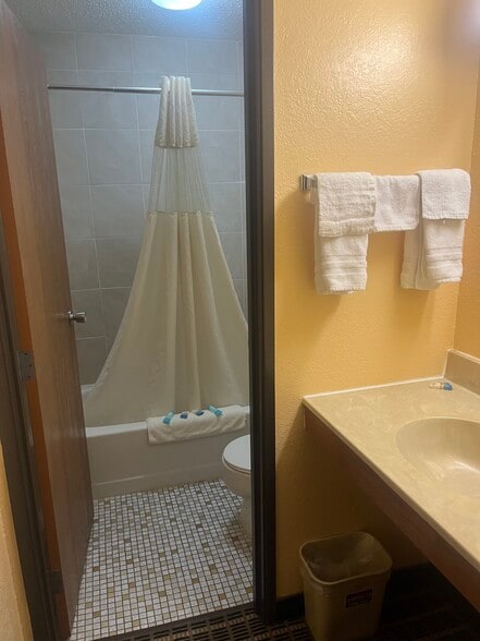 More Photos Of 1700 2nd Ave NW, Stewartville Hotel For Sale