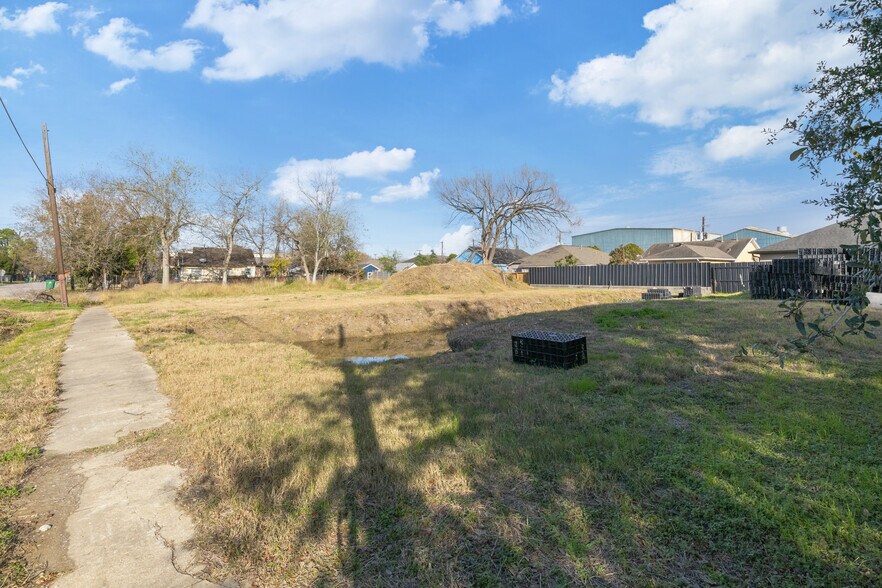 More Photos Of , Houston Specialty For Sale