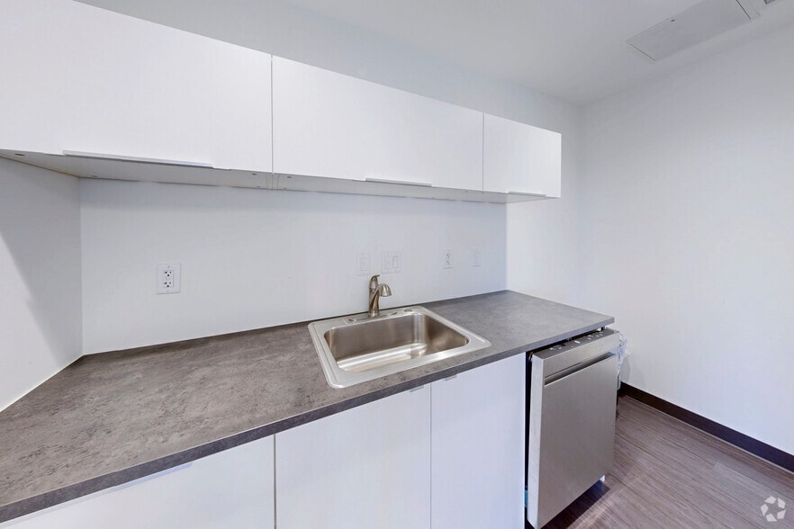 Photo of 5th Floor Ste 520