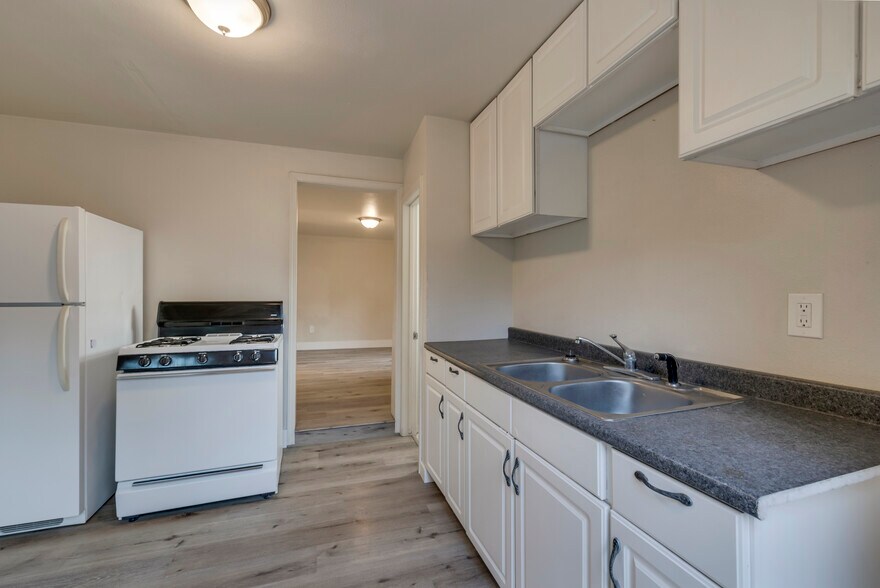 More Photos Of 1122 Stewart Ave, Chico Apartments For Sale