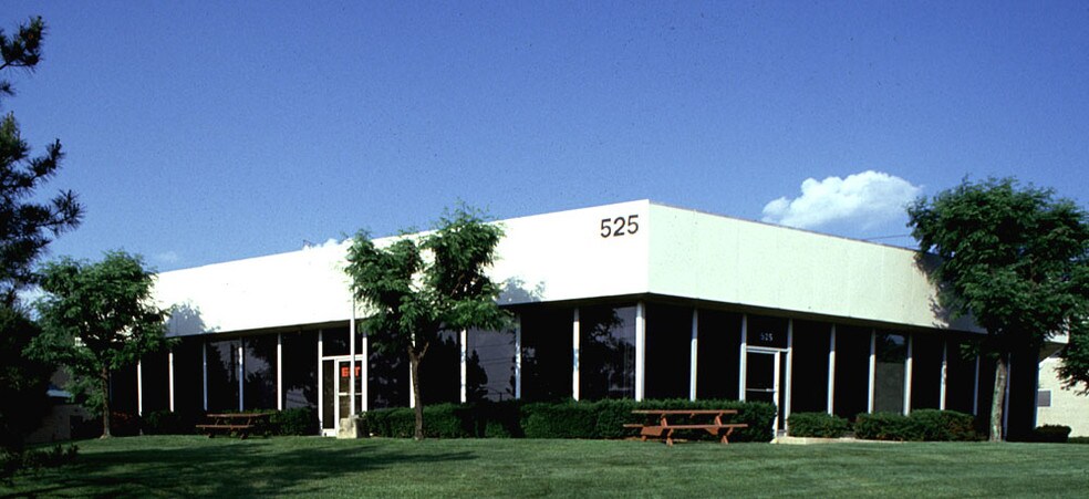 More Photos Of 525 Executive Blvd, Elmsford Light Manufacturing For Lease