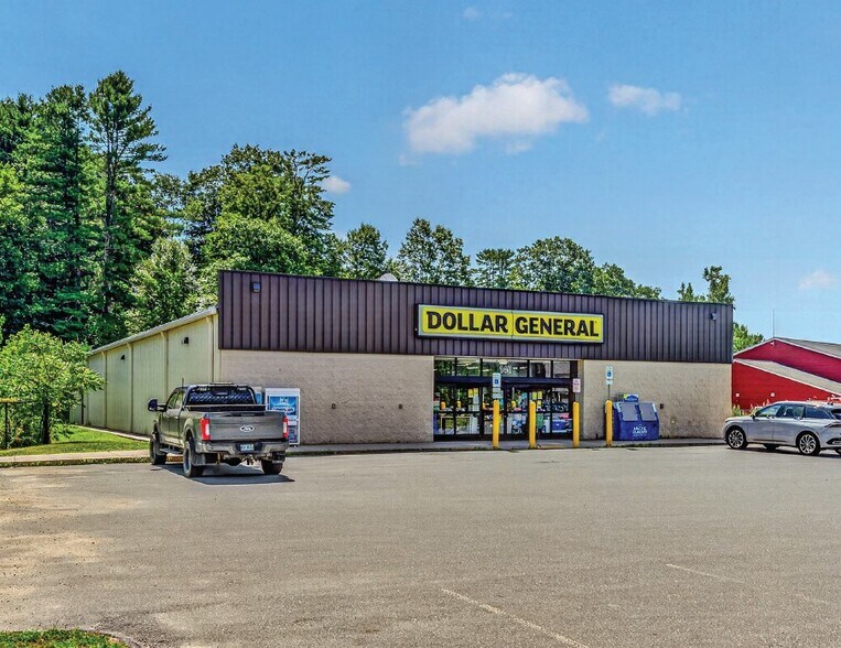 Primary Photo Of 145 S Main St, Lisbon Freestanding For Sale