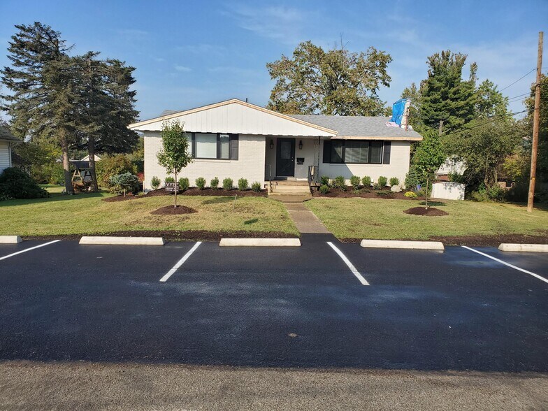 Primary Photo Of 3122 Carson Ave, Murrysville Office For Lease