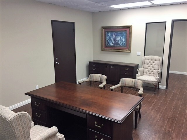More Photos Of 100 S Citrus Ave, Covina Office For Sale