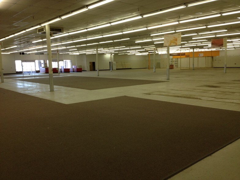 More Photos Of 94 Demars Blvd, Tupper Lake Freestanding For Lease