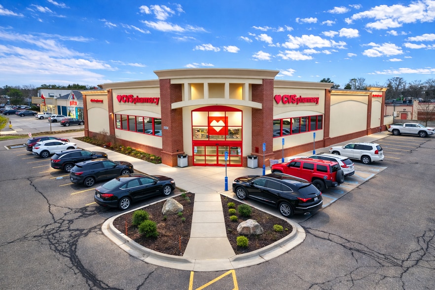Primary Photo Of 29425 Orchard Lake Rd, Farmington Hills Drugstore For Sale