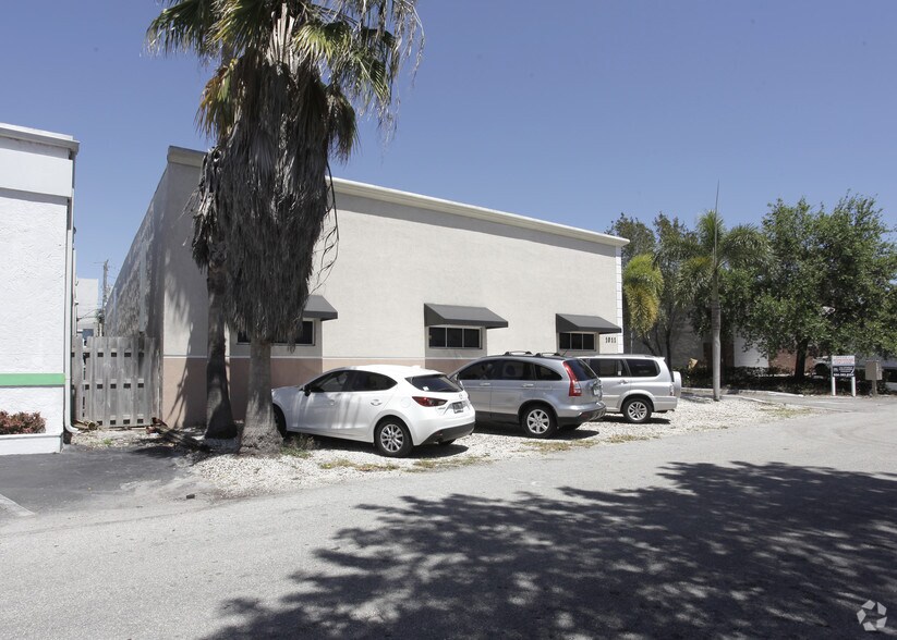 More Photos Of 1011 NW 51st St, Fort Lauderdale Unknown For Lease