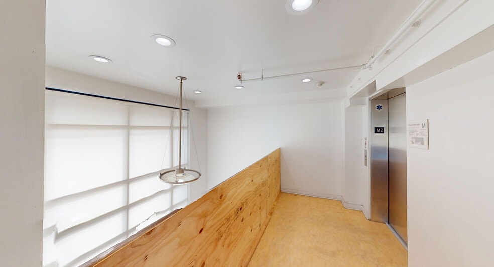 More Photos Of 982 Mission St, San Francisco Loft Creative Space For Lease