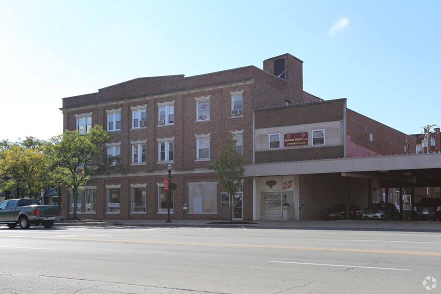 More Photos Of 102 Main St, Wadsworth Office For Lease
