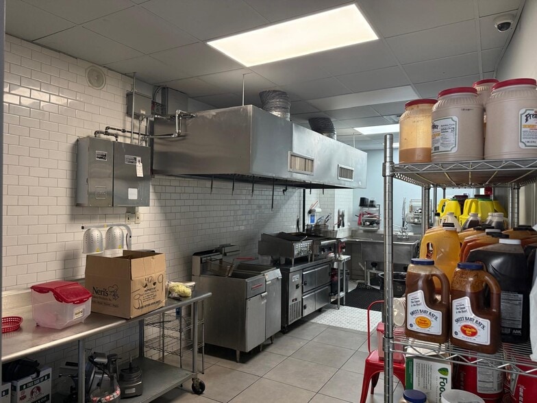 More Photos Of 344-346 Central Ave, Lawrence Restaurant For Lease
