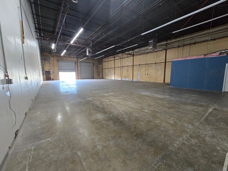 More Photos Of 5700-5788 Distribution Dr, Memphis Distribution For Lease