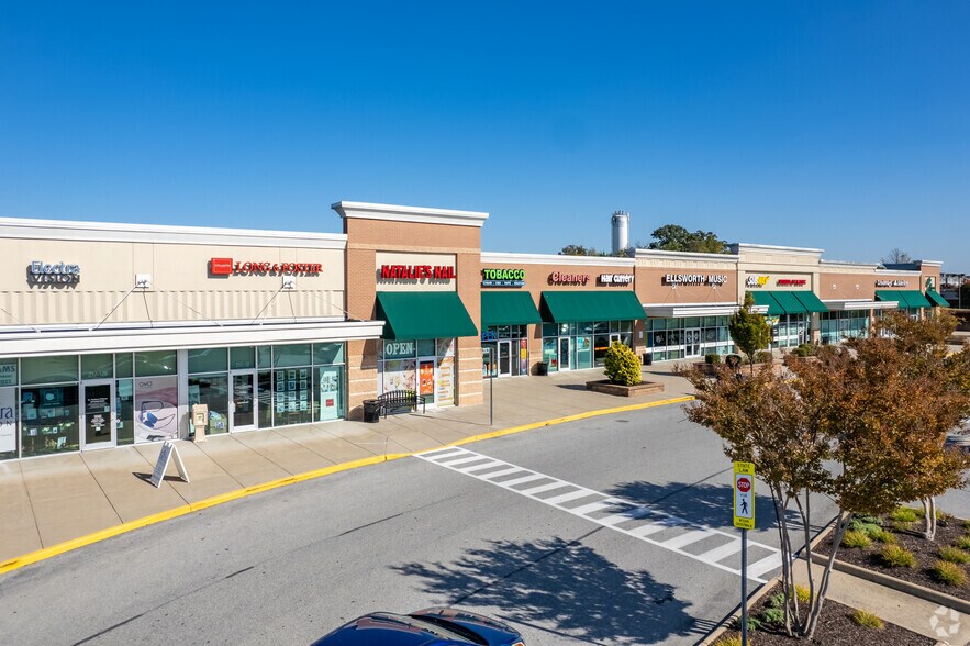 More Photos Of 217 Oak Lee Dr, Ranson Unknown For Lease