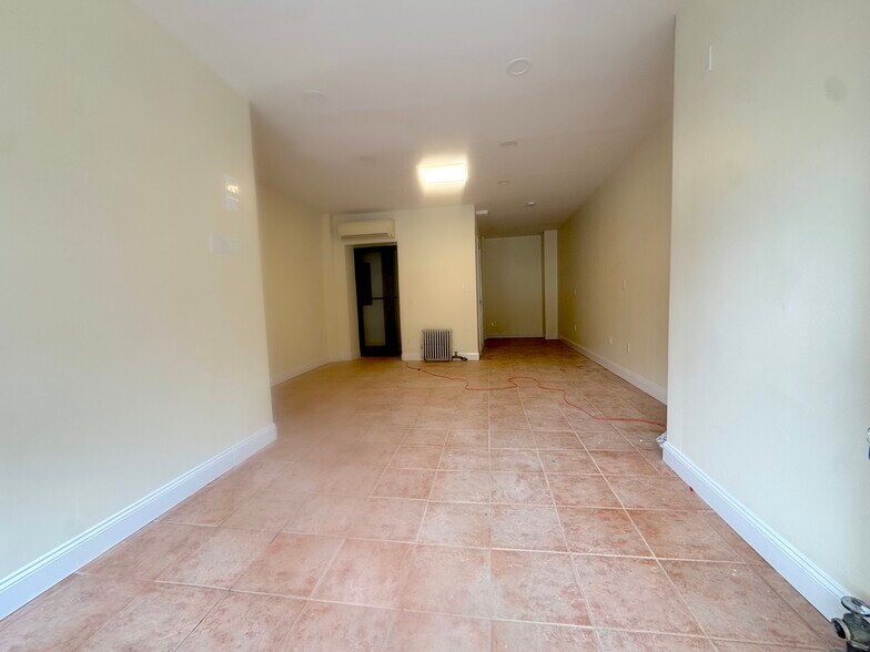 More Photos Of 252 S 4th St, Brooklyn Apartments For Lease