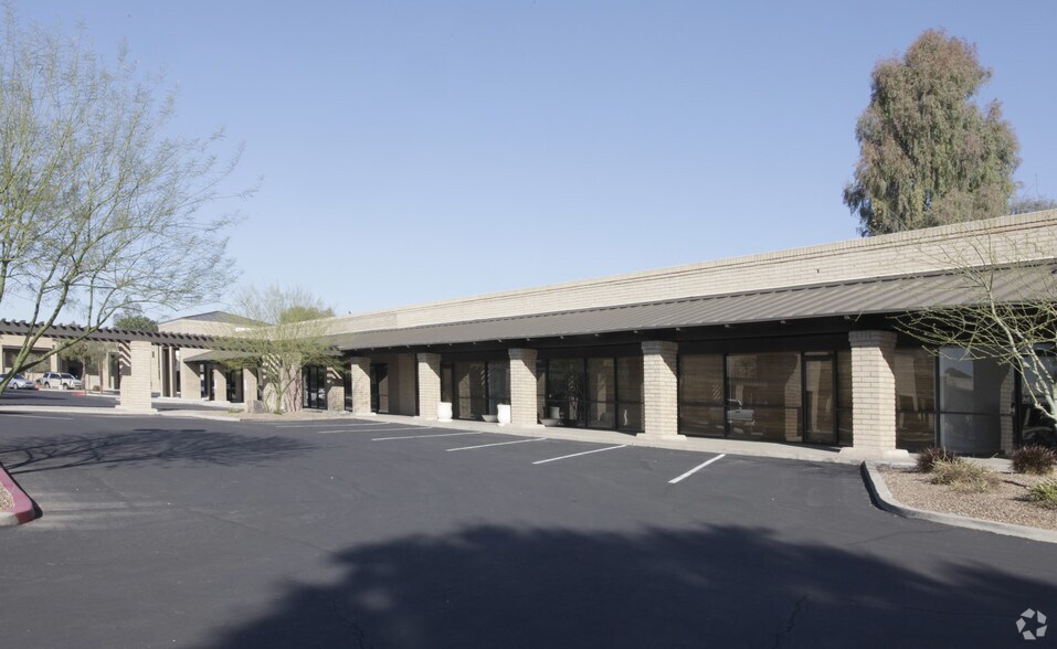 More Photos Of 2720 N 68th St, Scottsdale Showroom For Lease