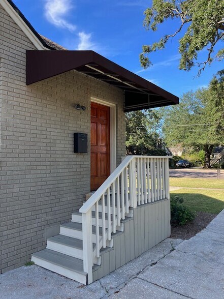 More Photos Of 513 Savannah Hwy, Charleston Medical For Lease